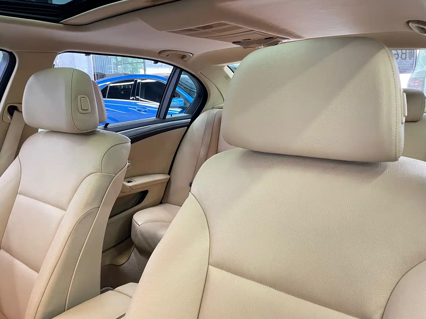 BMW 5 Series 2009 520Li Premium фото 27