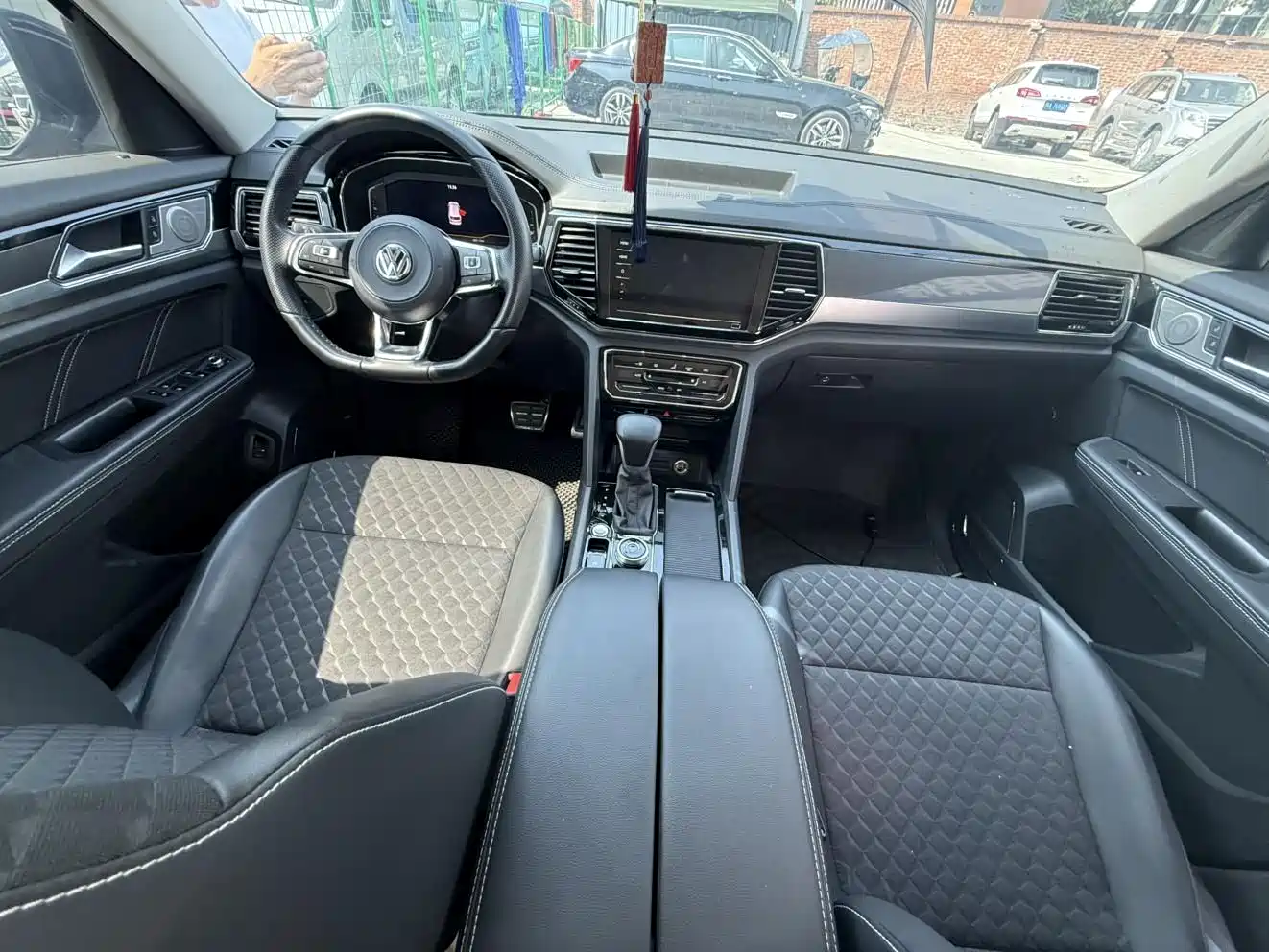 Volkswagen Teramont 2020 Teramont X 380TSI 4WD Luxury фото 3