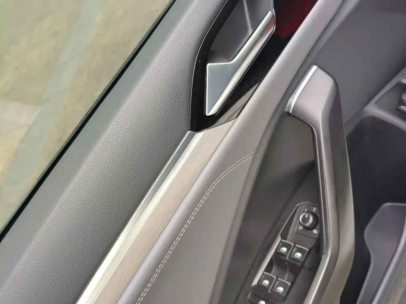 Volkswagen Sagitar 2021 280TSI DSG Comfort Smart Connect Edition фото 8