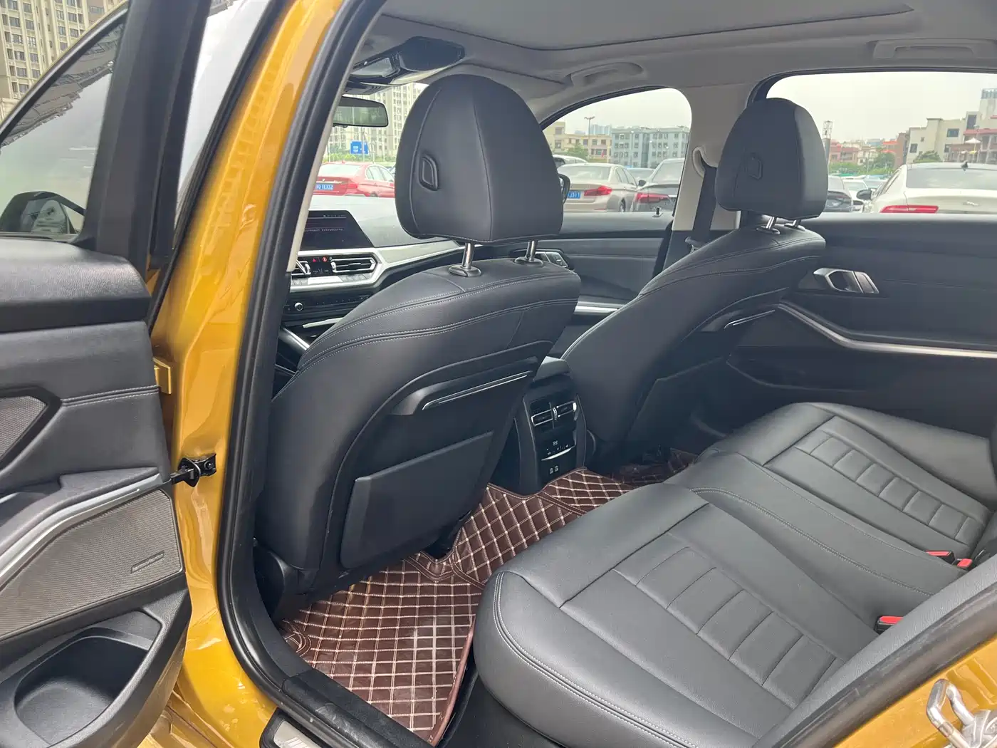BMW 3 Series 2020 325Li M Sport Black Night Package фото 5