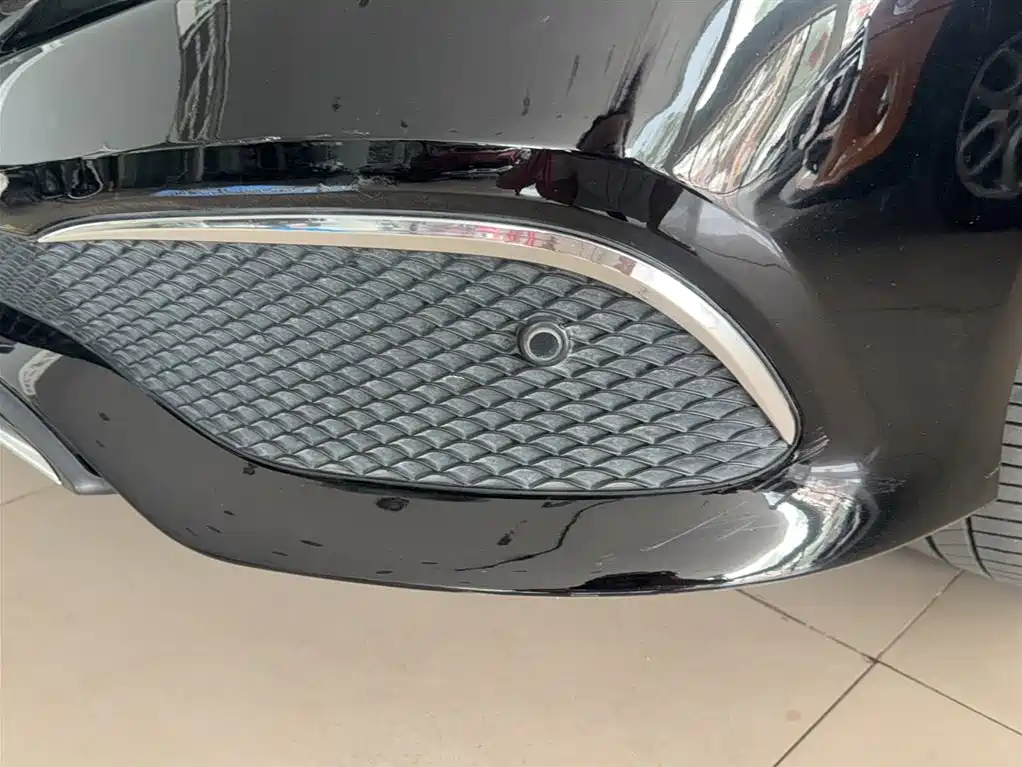 Mercedes-Benz E-Class 2018 E 200 L Sport 4MATIC фото 3