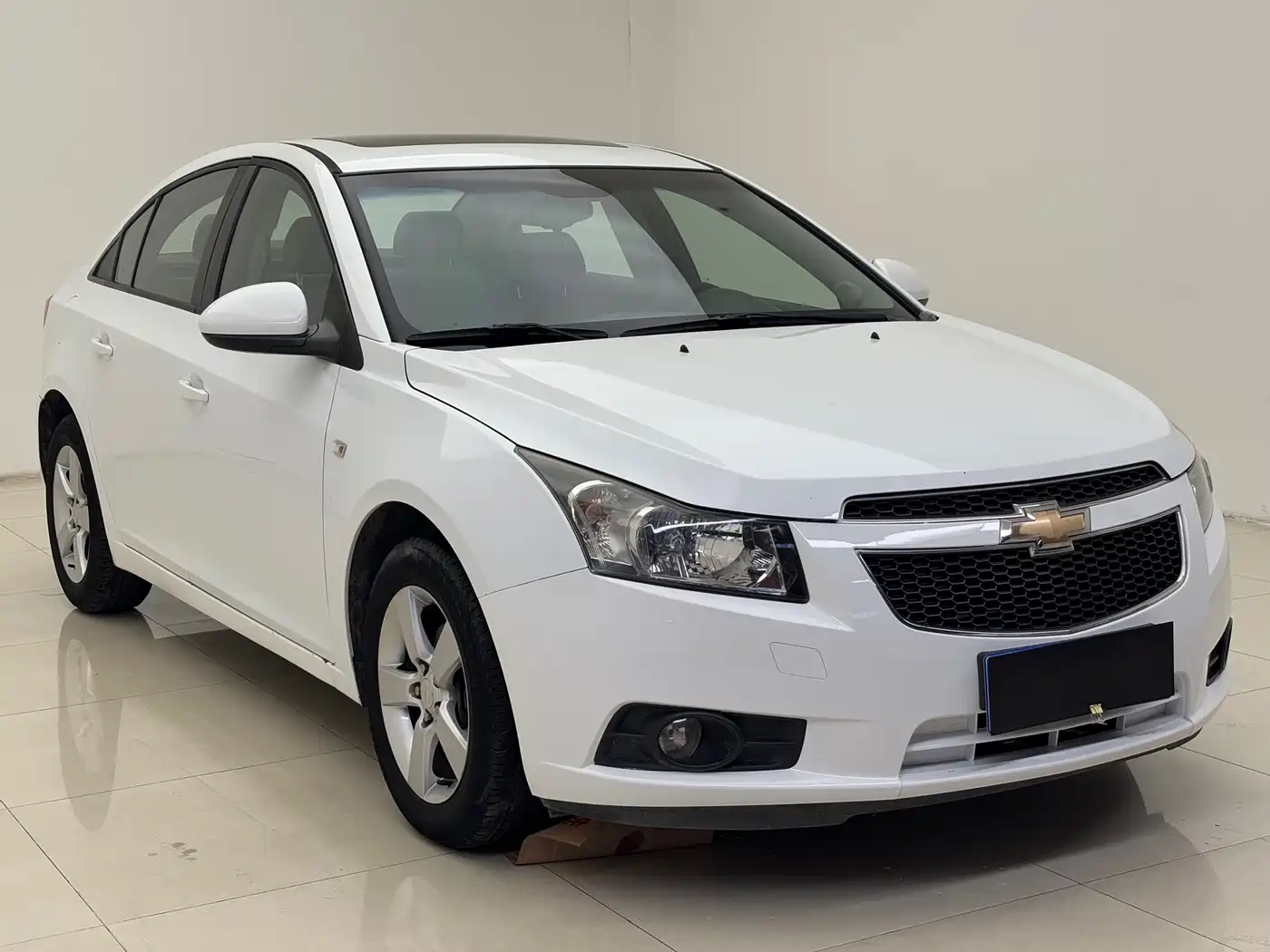 Chevrolet Cruze 2013 Model 1.8L SE AT фото 3