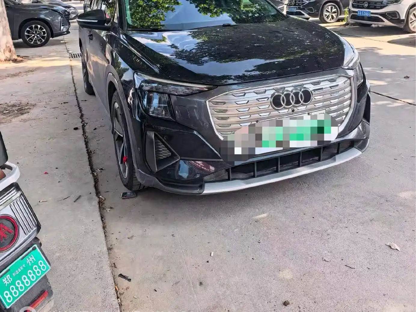 Audi Q5 e-tron 2022 2022 40 e-tron Starlight Edition Brocade Package