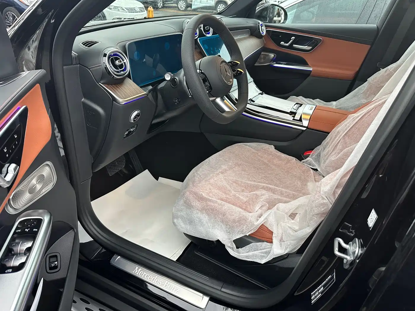MERCEDES-BENZ GLC