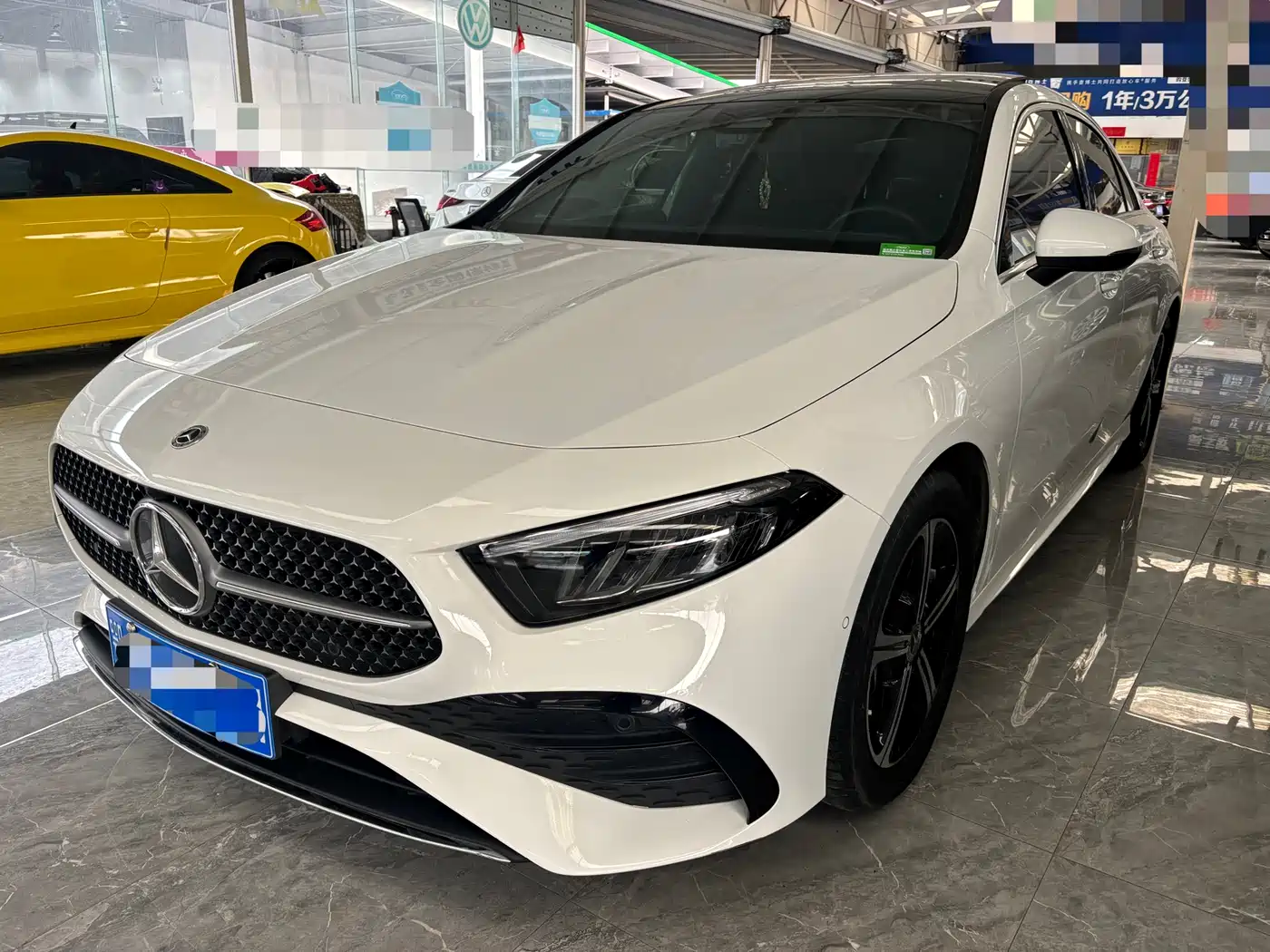 Mercedes-Benz A-Class 2023 A 200 L Fashion