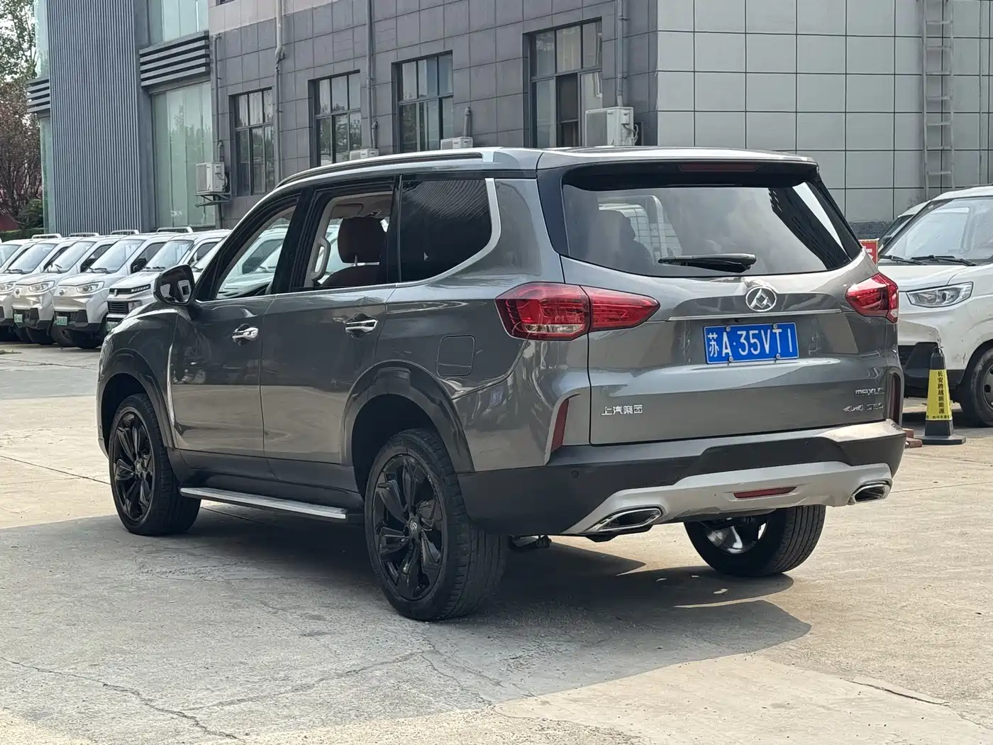 SAIC Maxus D90 2018 2017 2.0T Automatic 4WD Polaris