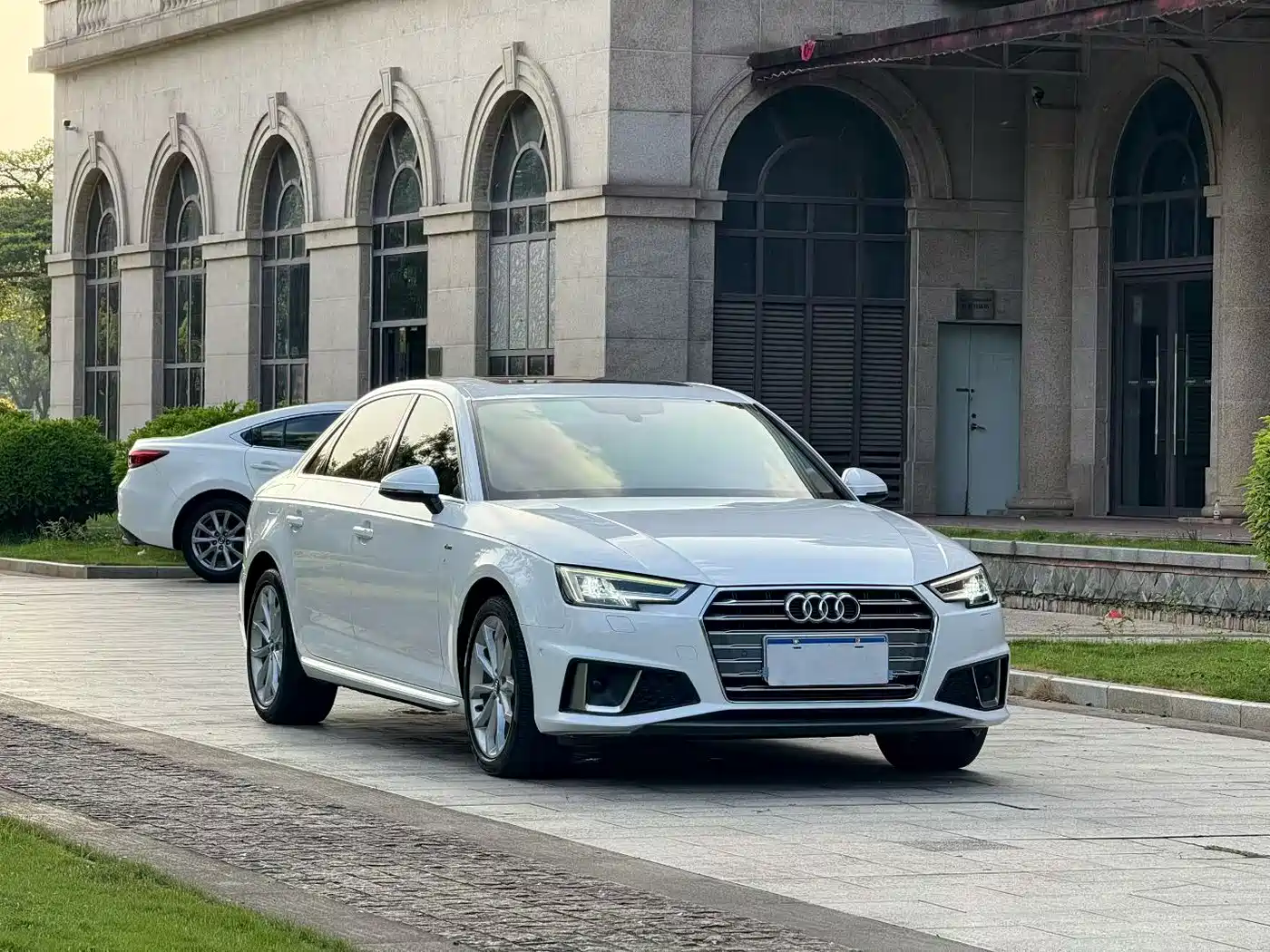Audi A4L 2019 40 TFSI Fashion (China VI) фото 3