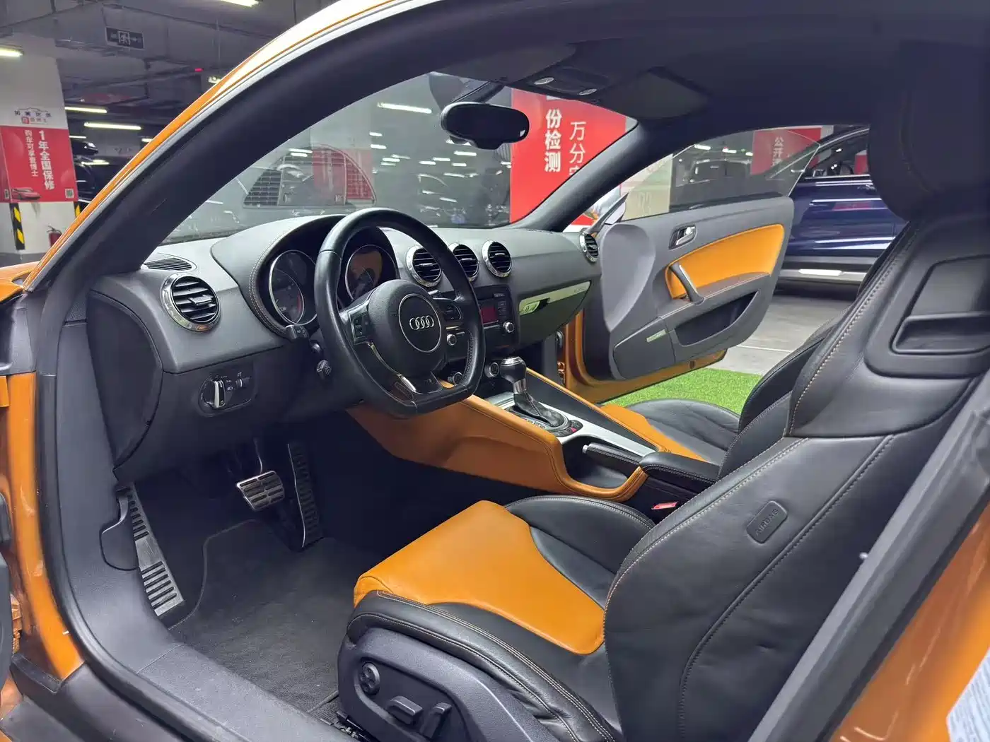 Audi TTS 2013 TTS Coupe 2.0TFSI quattro фото 11