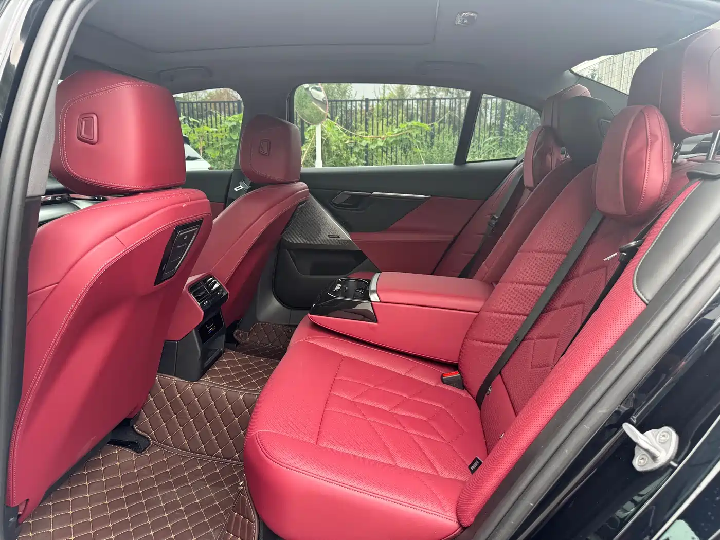 Фото 9 - BMW 5 Series