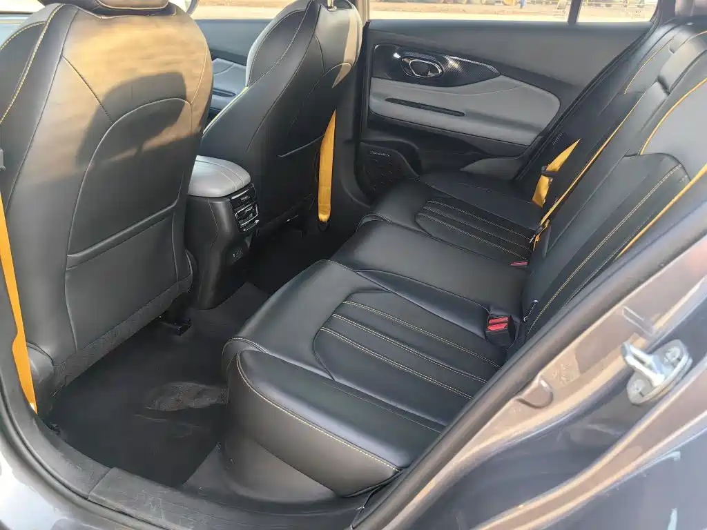 GAC Trumpchi Trumpchi Emkoo 2021 270T DCT J15 Edition фото 10