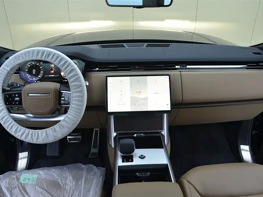 Land Rover Range Rover 2026 2026 Model 3.0 L6 400PS SE Long Wheelbase Version