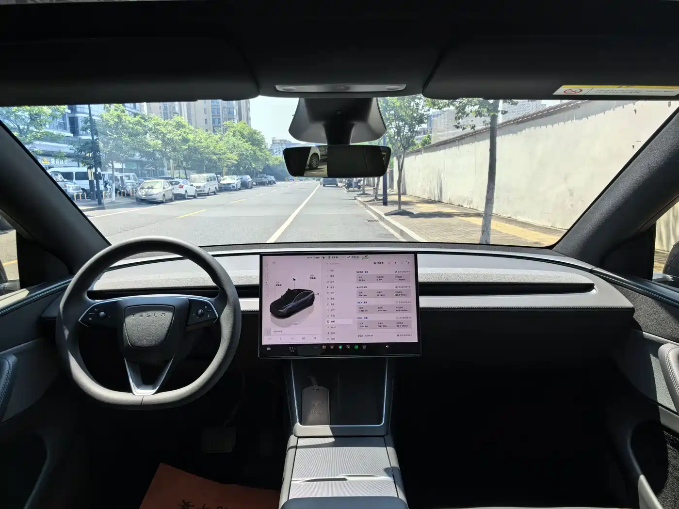 Tesla Model Y 2026 Rear-Wheel Drive фото 14