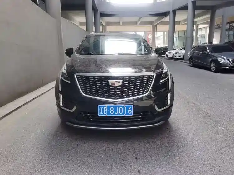 Cadillac XT5 2020 28T AWD Luxury Model