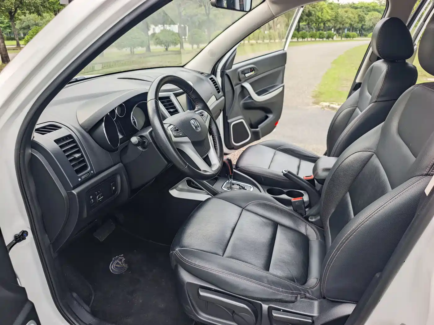Changan CS35 2017 2016 1.6L Automatic Luxury Model China V
