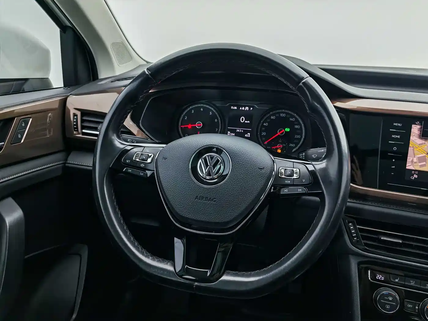 Volkswagen Tharu 2020 280TSI 2WD Luxury Edition China VI фото 8