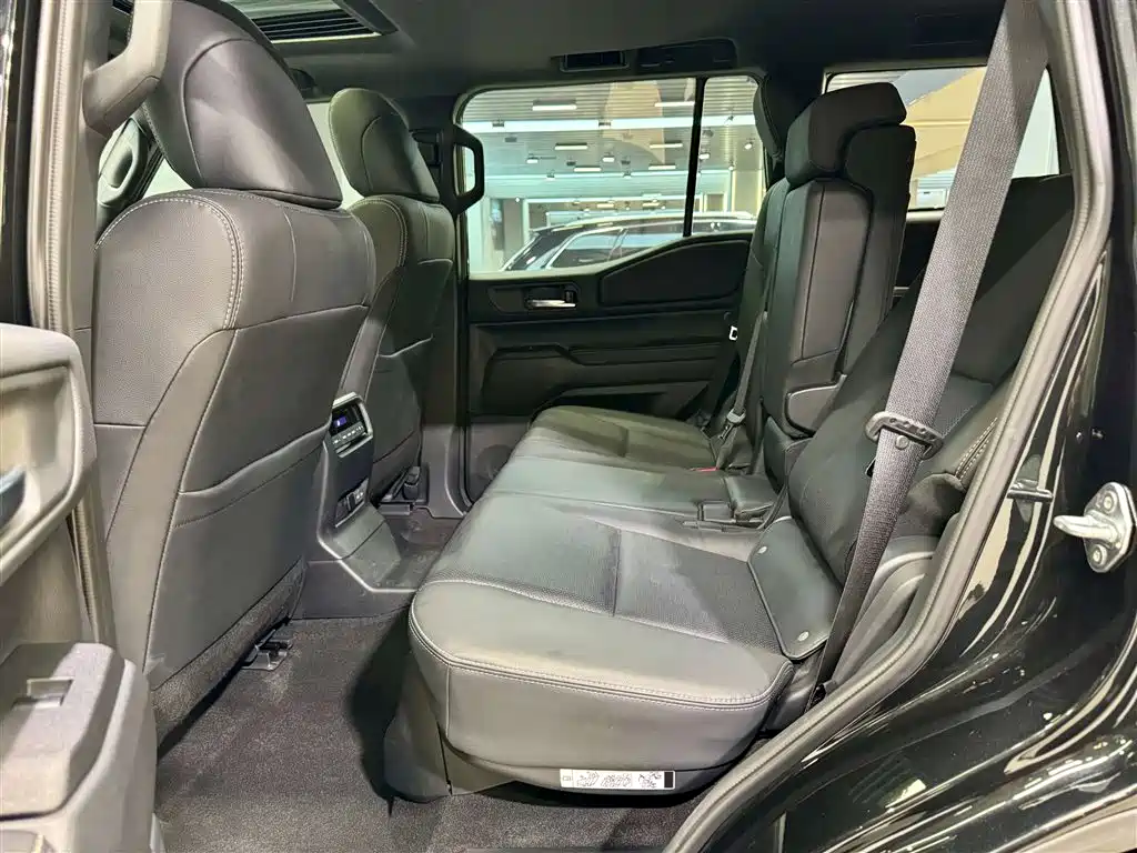 Toyota Prado 2024 2.4T All-Terrain TX Edition 5-Seater фото 24