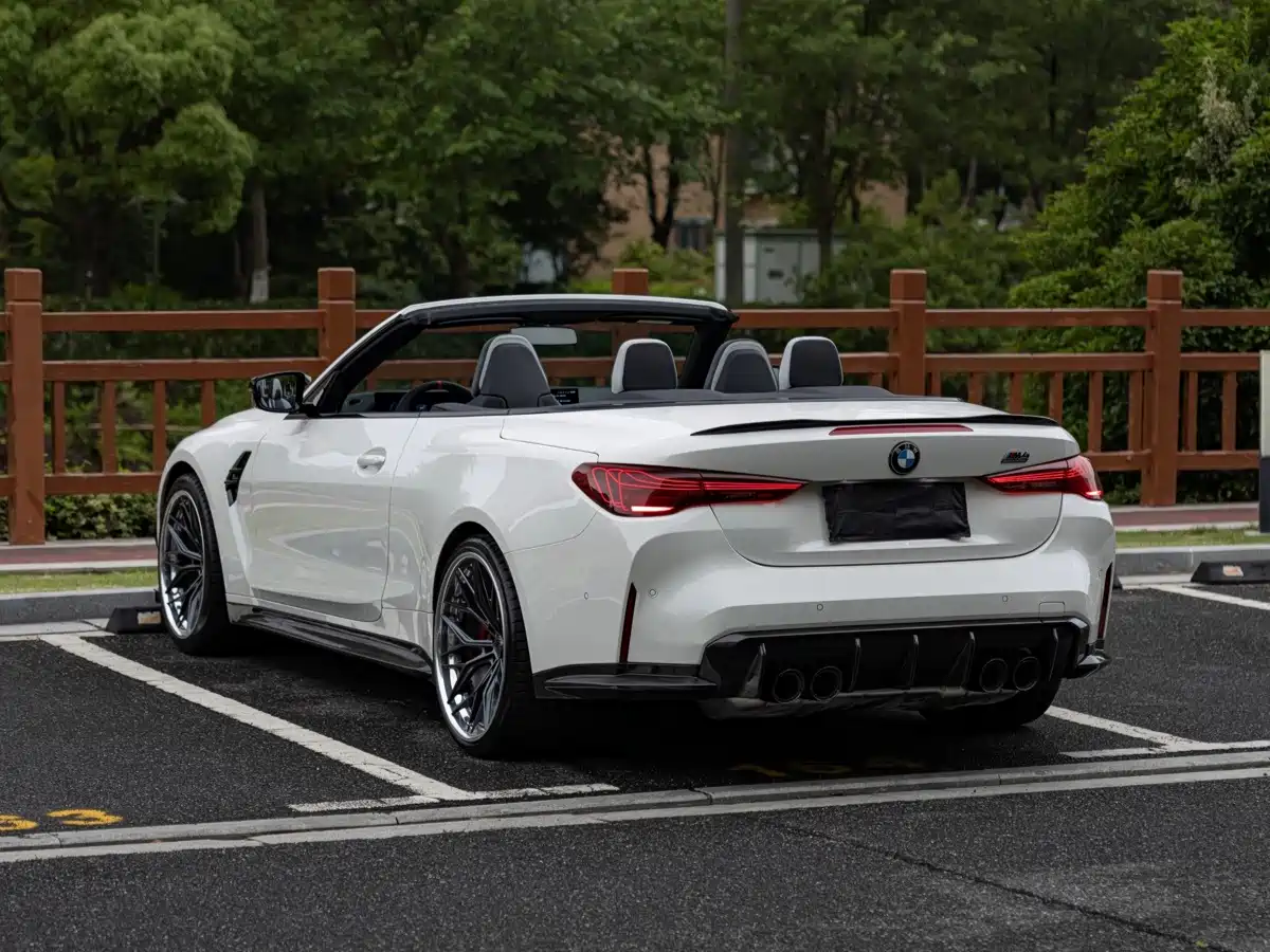 BMW M4 2025 2024 BMW M4 Convertible M xDrive Competition