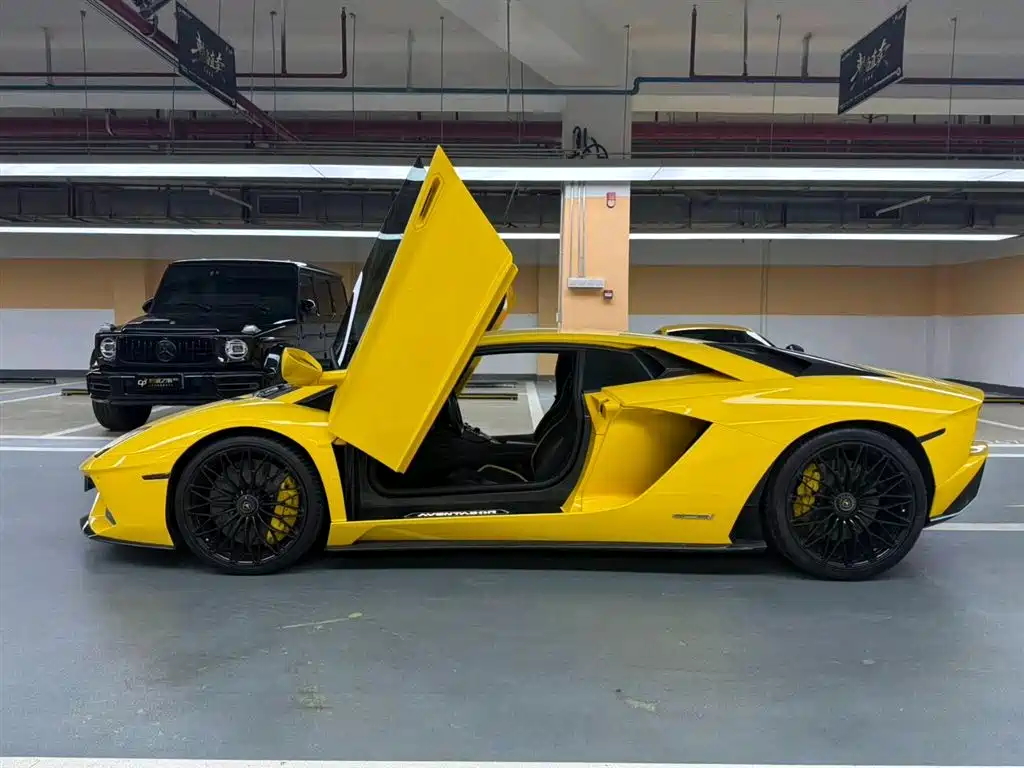 Lamborghini Aventador 2017 Aventador S фото 4