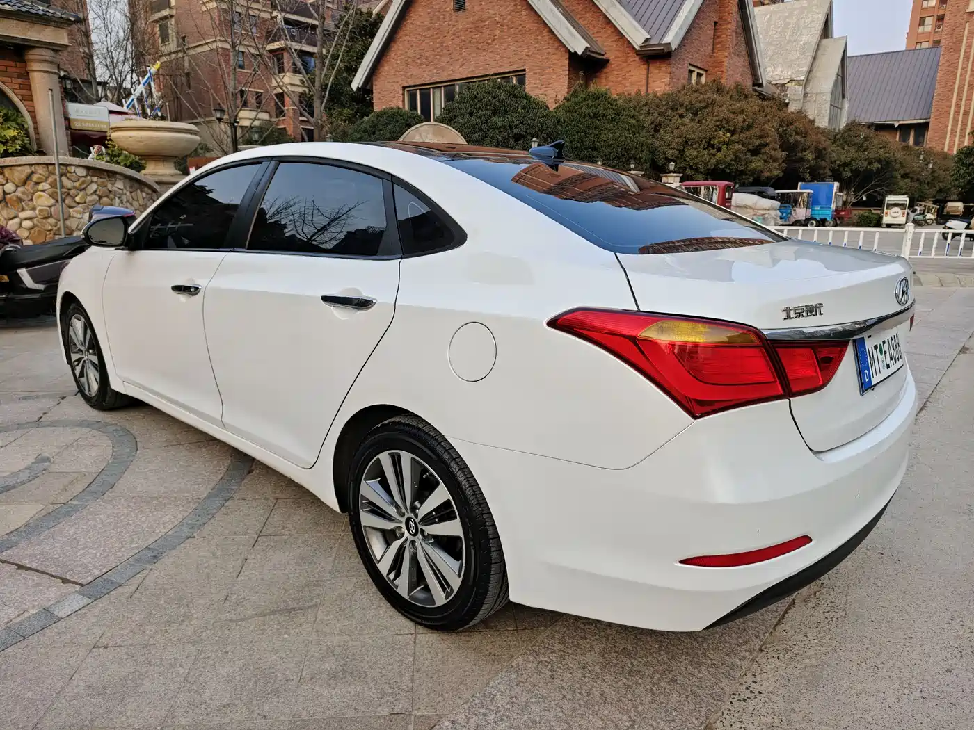 HYUNDAI NAME PICTURE