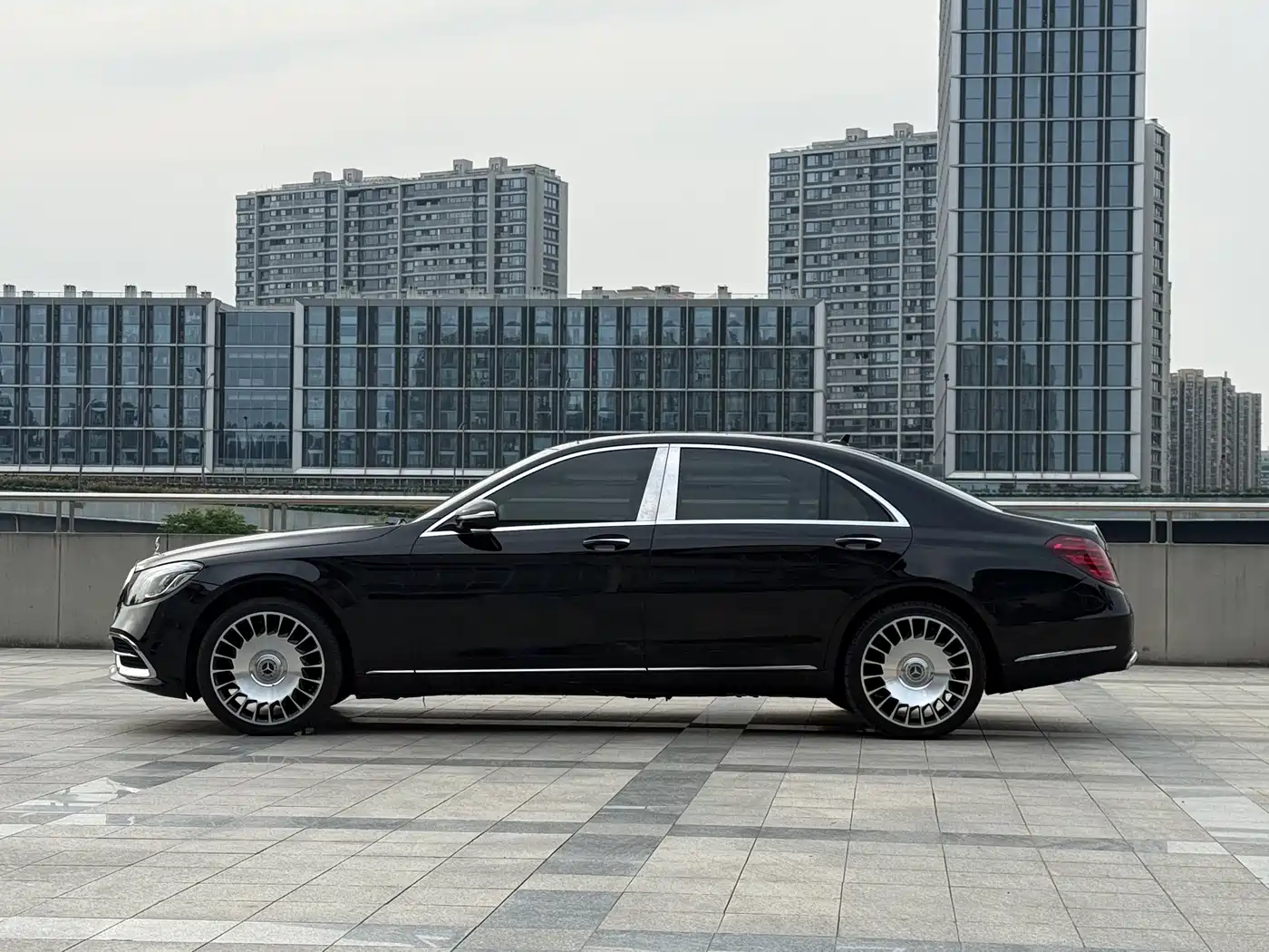 Mercedes-Benz S-Class 2016 S 320 L Business Edition фото 4