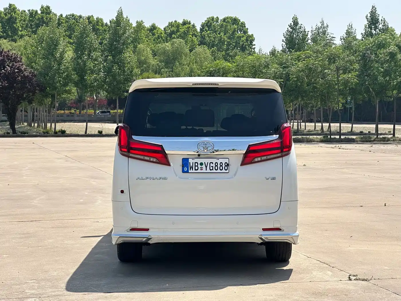 Toyota Alphard 2011 Model 2.4L Luxury фото 5