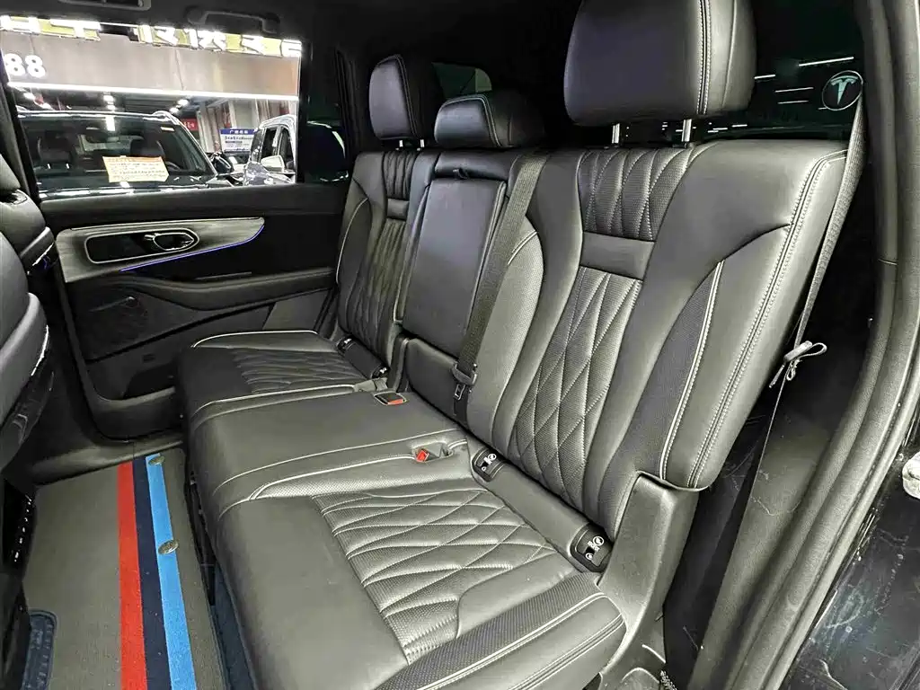 GAC Trumpchi Trumpchi GS8 2022 Dual Engine Series 2.0TM 2WD Premium Edition (7-Seater) фото 29