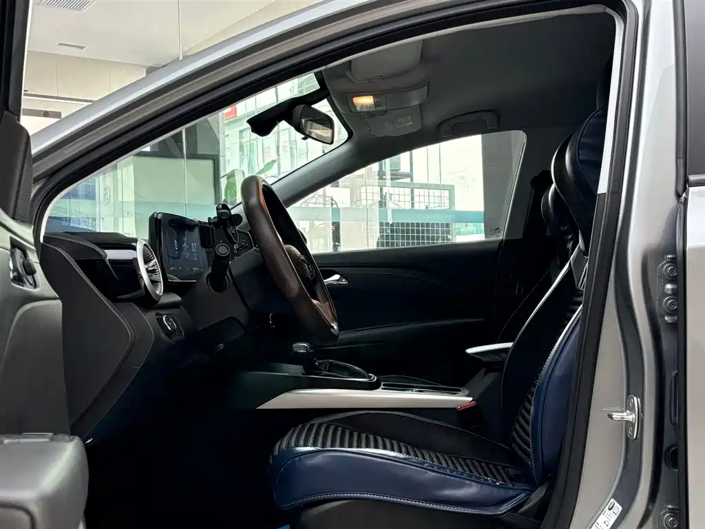 Chevrolet Monza 2024 2024 1.5L Dual-Clutch Enjoyment Edition