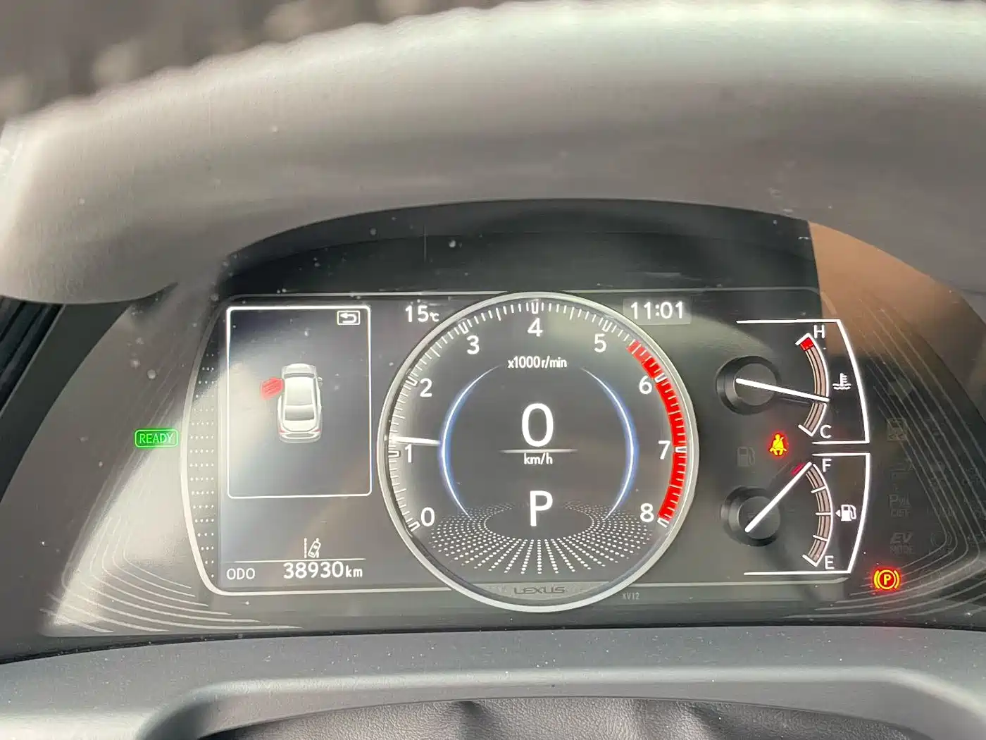 Lexus ES 2022 300h Excellence Edition фото 12