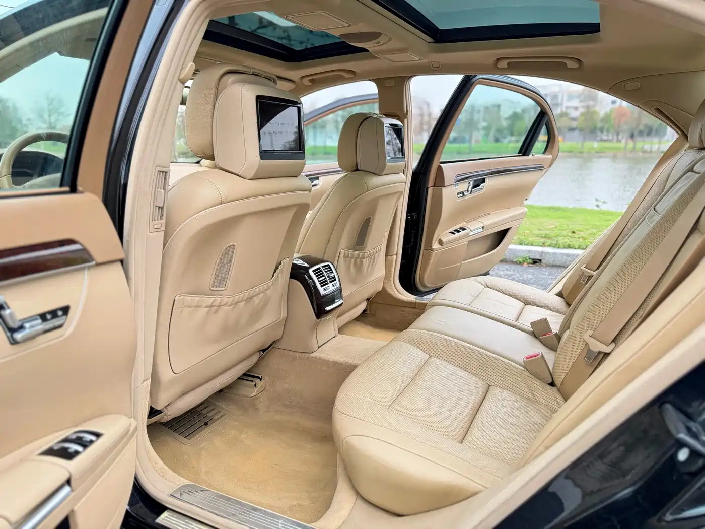 Mercedes-Benz S-Class 2010 S 350 L Luxury фото 8