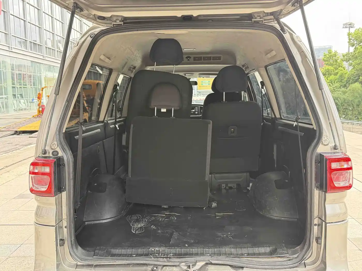 Dongfeng Fengxing Lingzhi New Energy 2023 2022 Comfort 7-seater