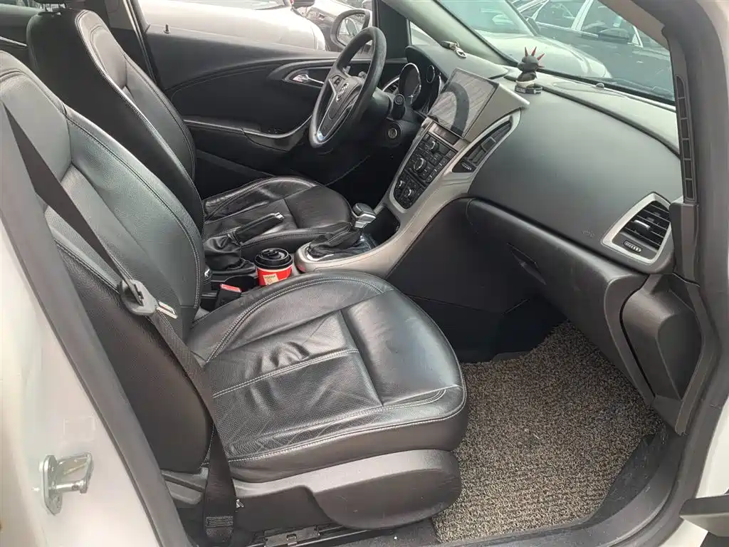 Buick Excelle 2013 GT 1.6T Automatic Sport Fashion Edition фото 7