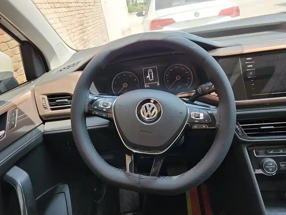 Volkswagen Tharu 2019 2019 330TSI AWD Luxury Edition China VI