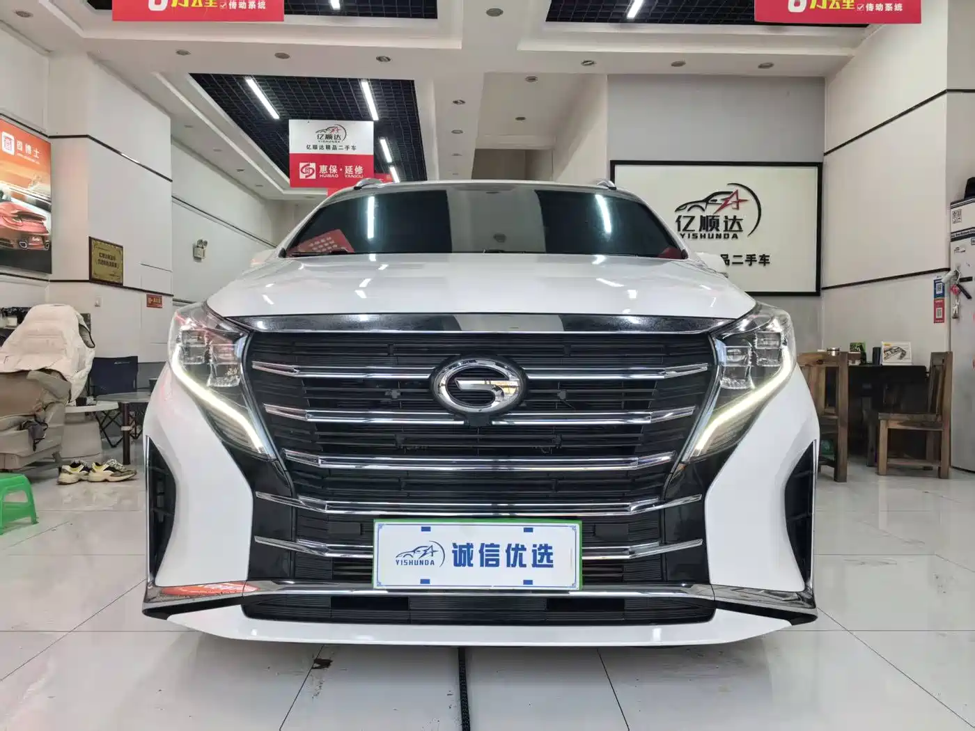 GAC Trumpchi Trumpchi M8 2021 Leading Show Series 390T Premium Edition фото 3