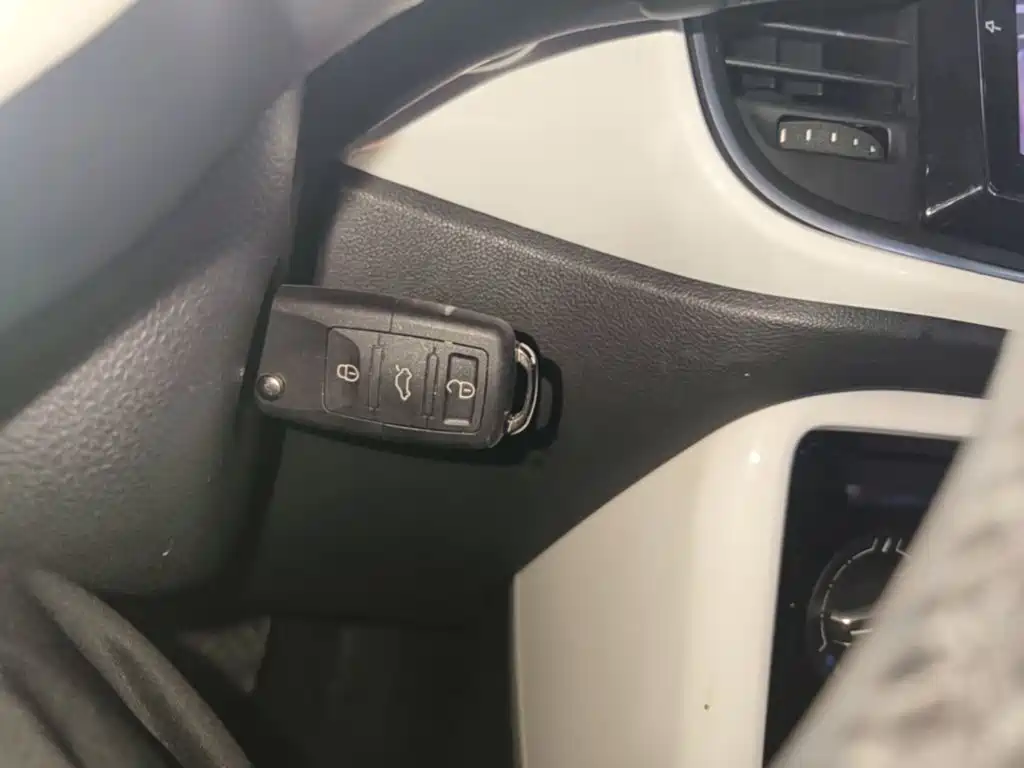 Volkswagen Beetle 2019 2018 180TSI Easy Joy Edition