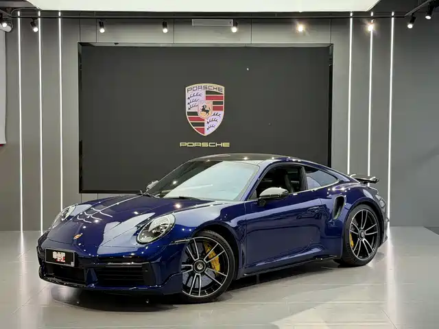 Porsche 911 2022 Turbo S 3.7T