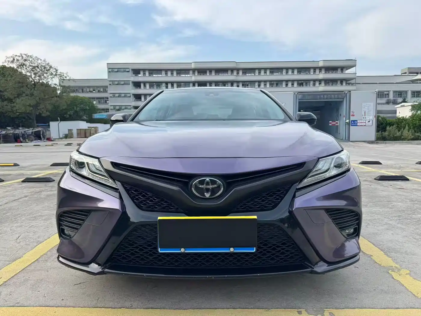 Toyota Camry 2018 2.5S Trend Edition фото 2