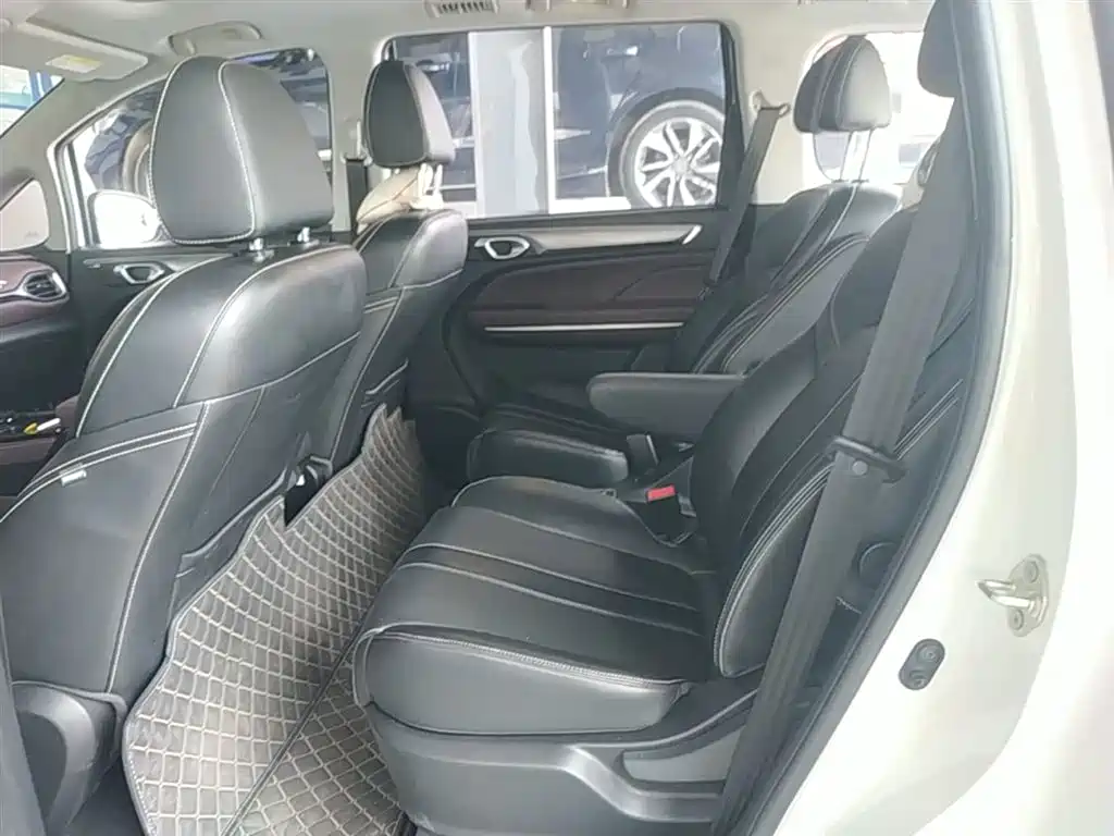 GAC Trumpchi Trumpchi M6 2023 PRO 270T DCT Premium Edition фото 17