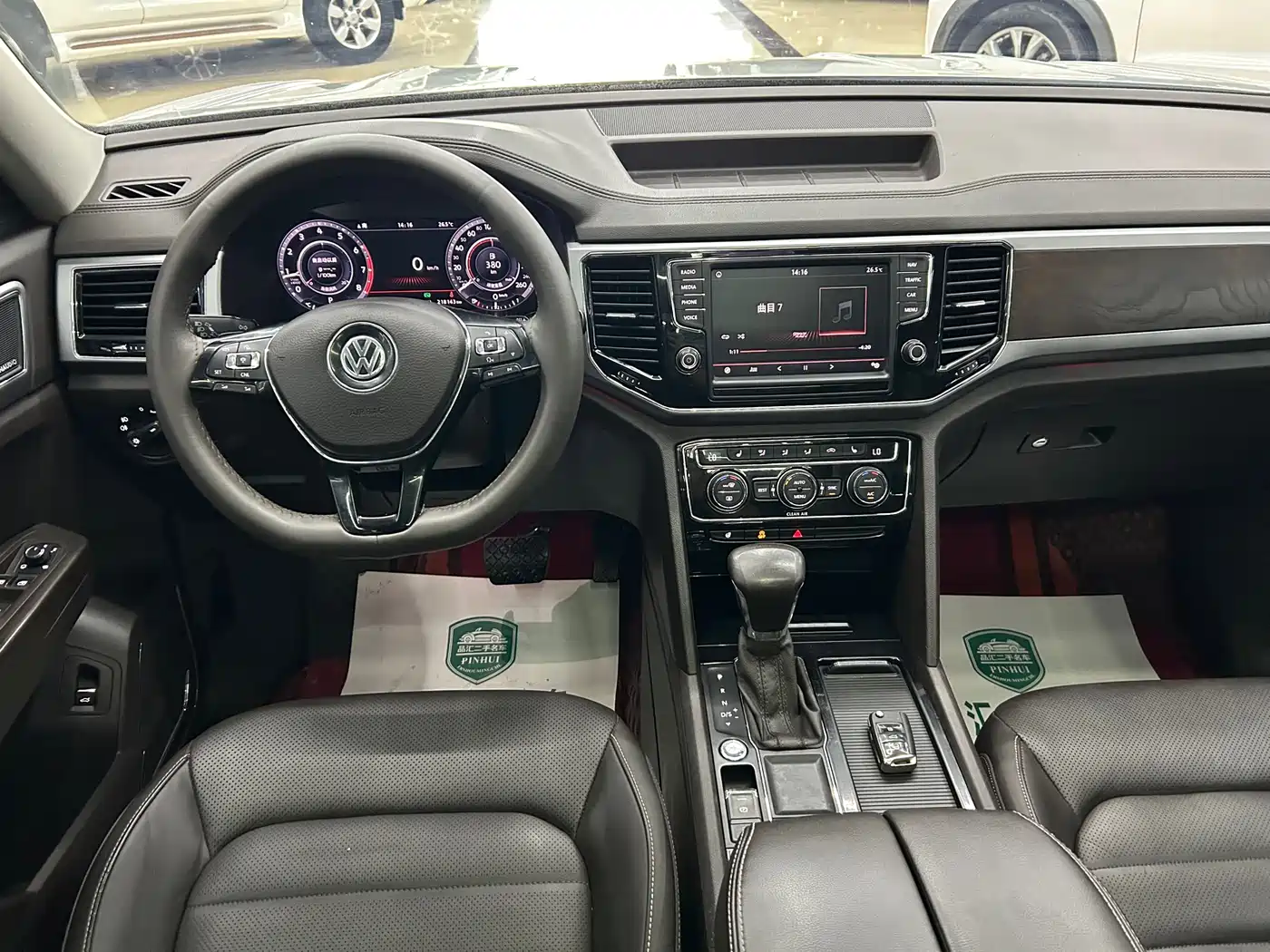 Volkswagen Teramont 2017 330TSI 2WD Flagship Edition фото 7