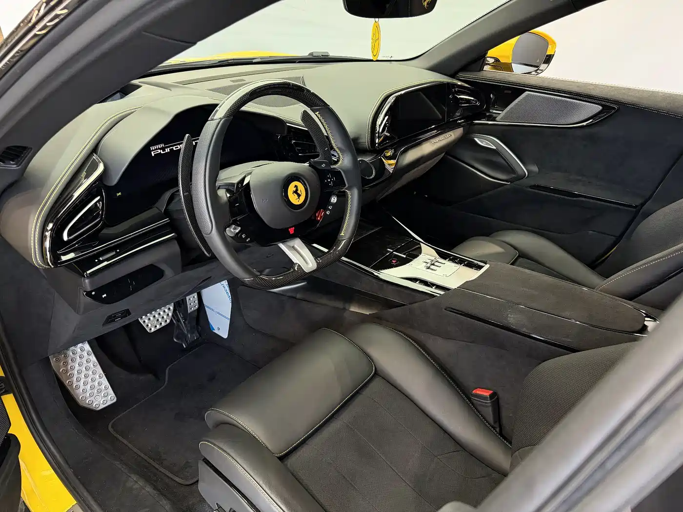 Ferrari Purosangue 2023 6.5L V12 фото 9