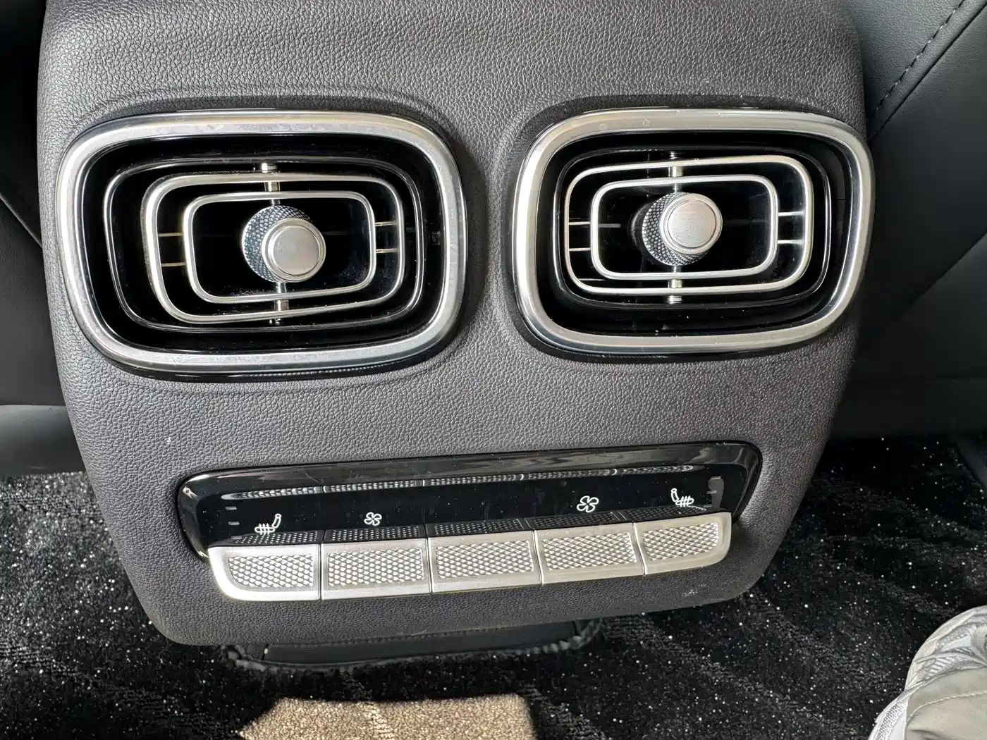 CHERY TIGGO 9