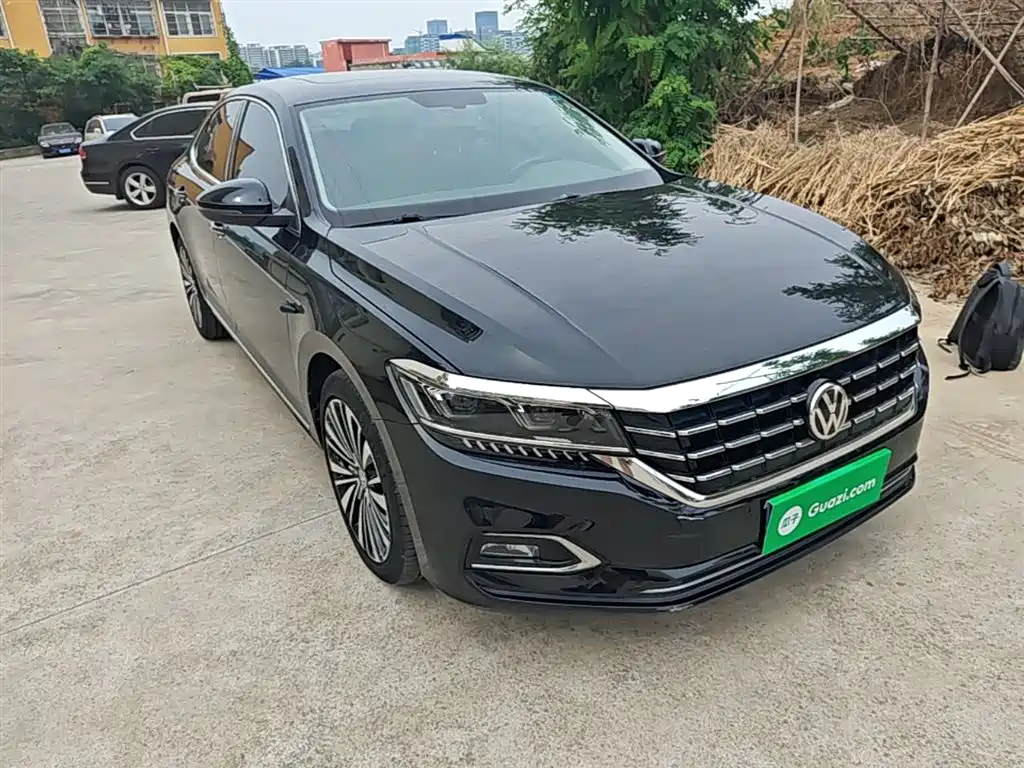 Volkswagen Passat 2019 Model 380TSI Luxury Edition China VI фото 4