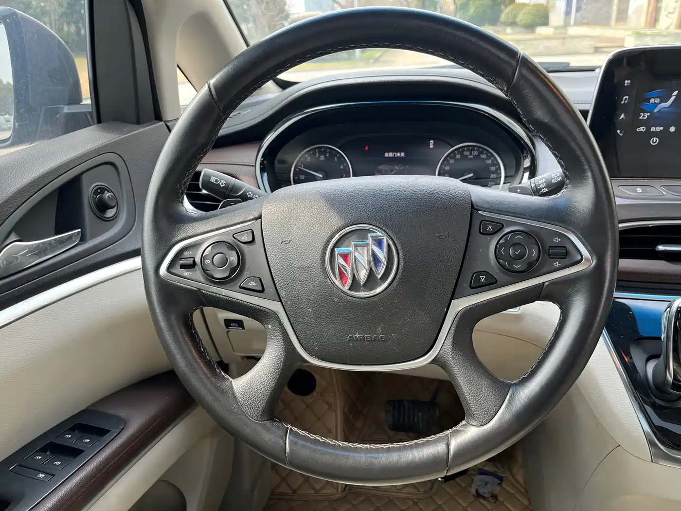 Фото 9 - Buick GL8