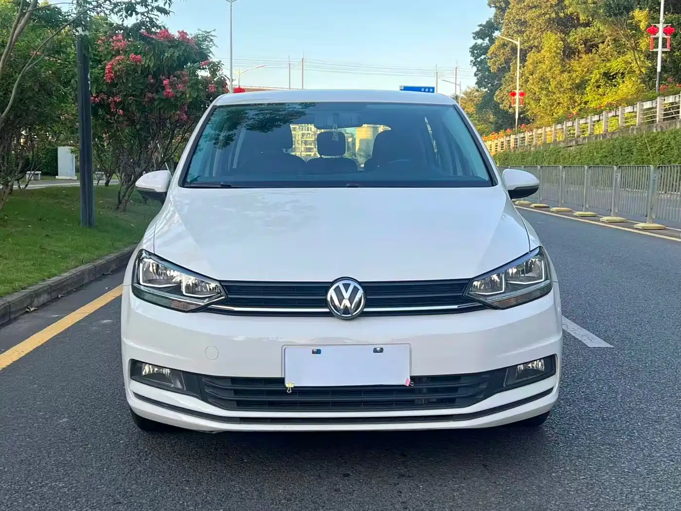 Volkswagen Touran 2018 Touran L 280TSI DSG Trendline 7-seater China V