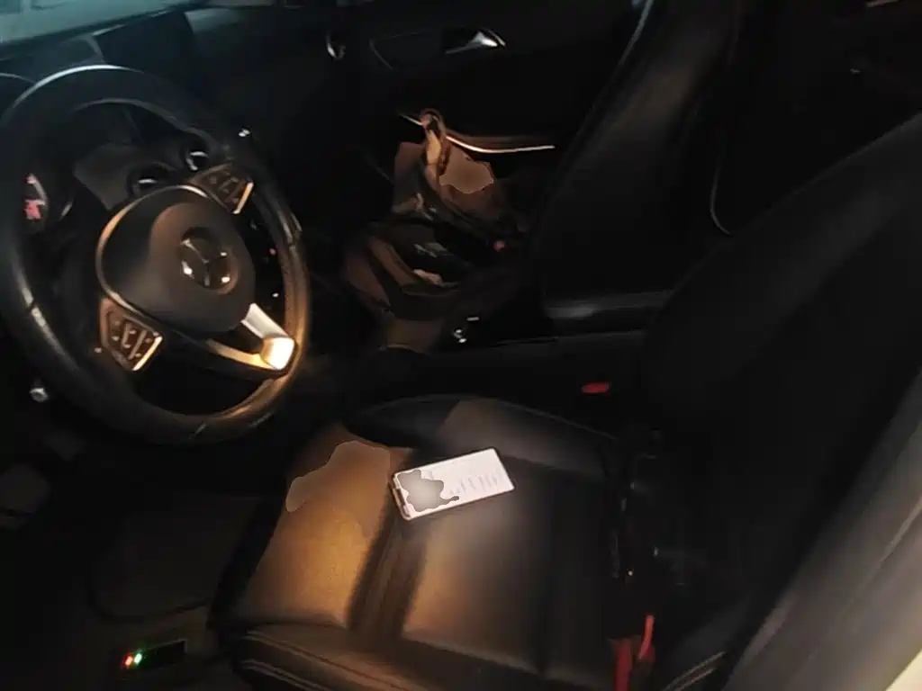 Mercedes-Benz GLA 2016 GLA 220 4MATIC Fashion фото 15