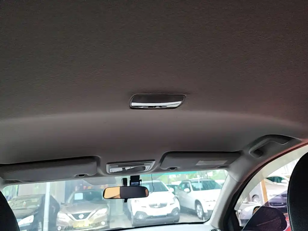 Photo 18 - Honda Vezel