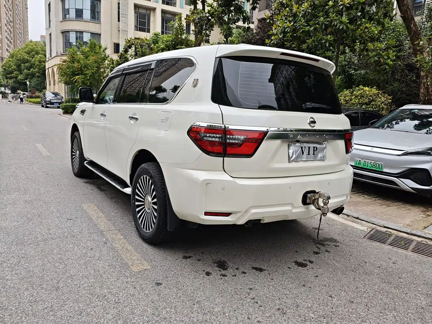 Nissan Patrol 2018 4.0L Leadership фото 4