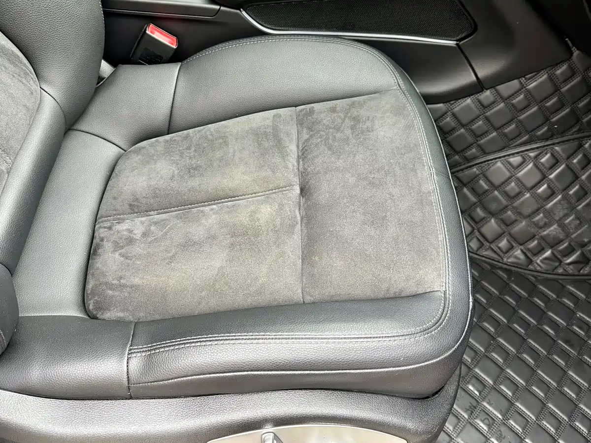 Porsche Macan 2018 Macan 2.0T фото 41