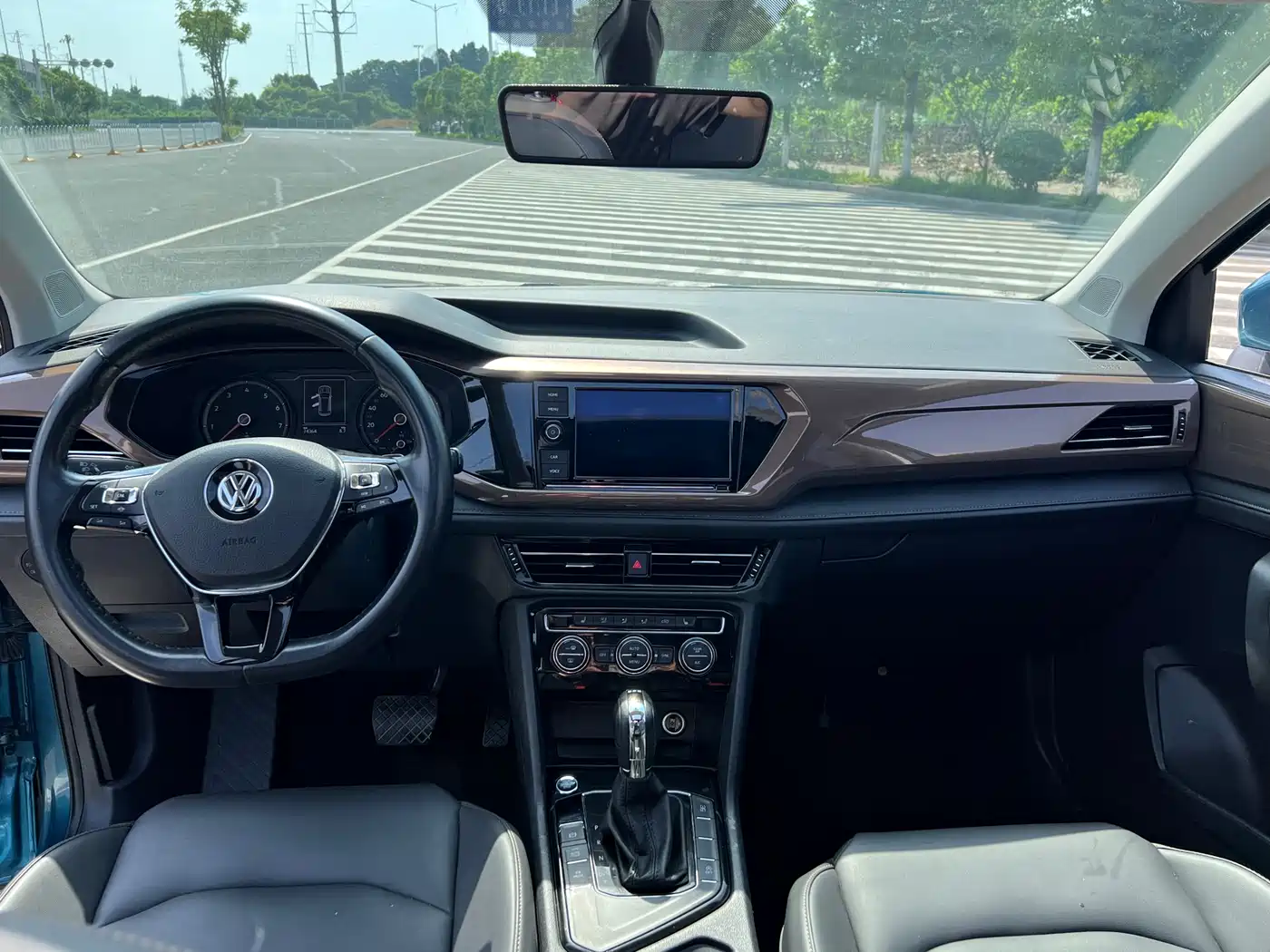 Volkswagen Tharu 2019 330TSI AWD Luxury Edition China VI фото 8