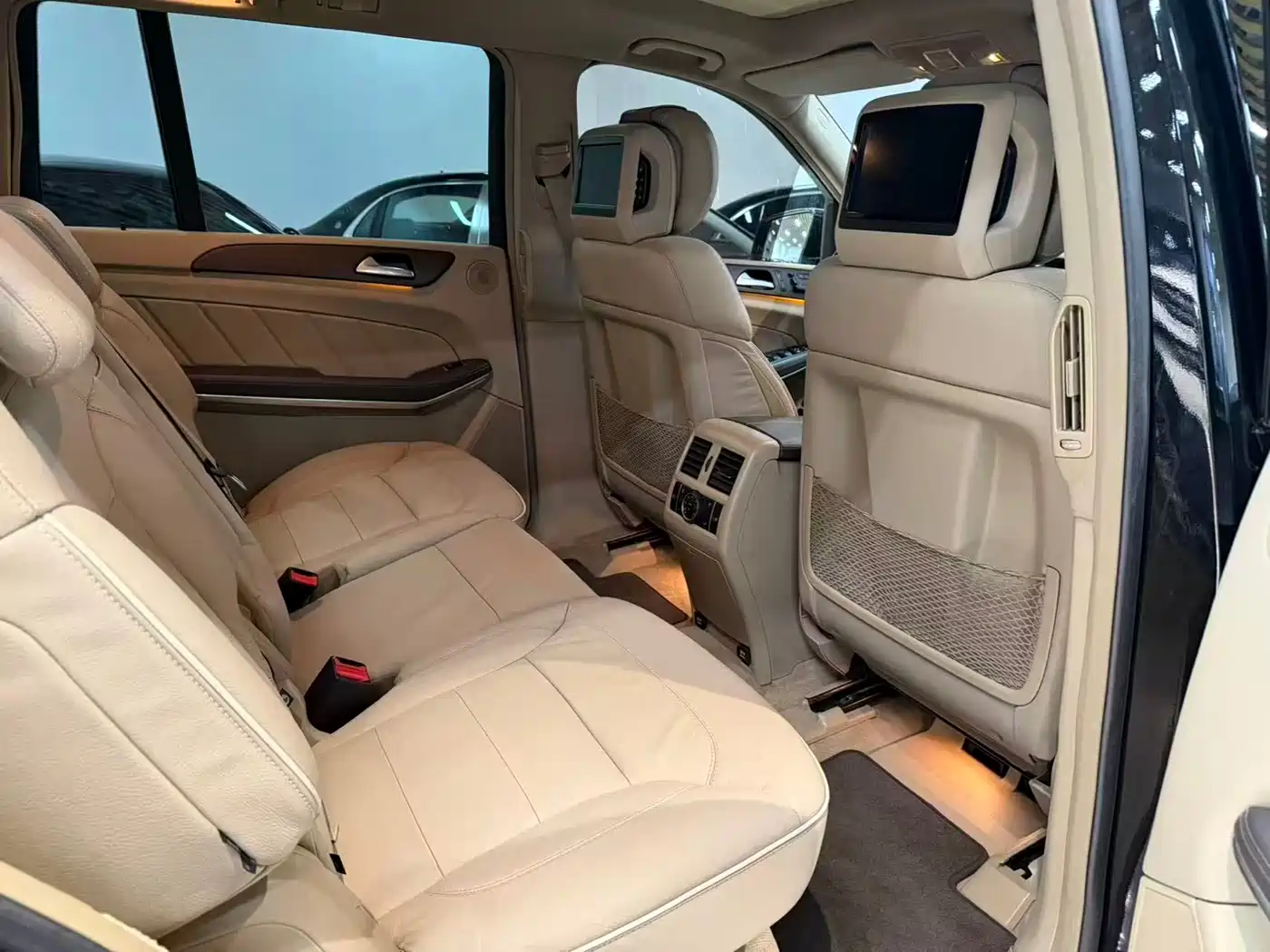 Mercedes-Benz GL-Class 2013 GL 500 4MATIC фото 11