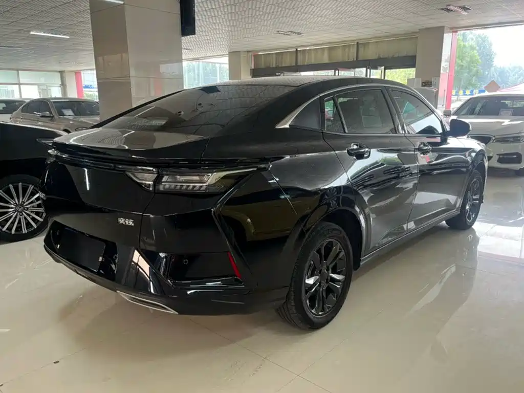 Dongfeng Aeolus Yixuan 2025 2025 1.5L Auto Luxury